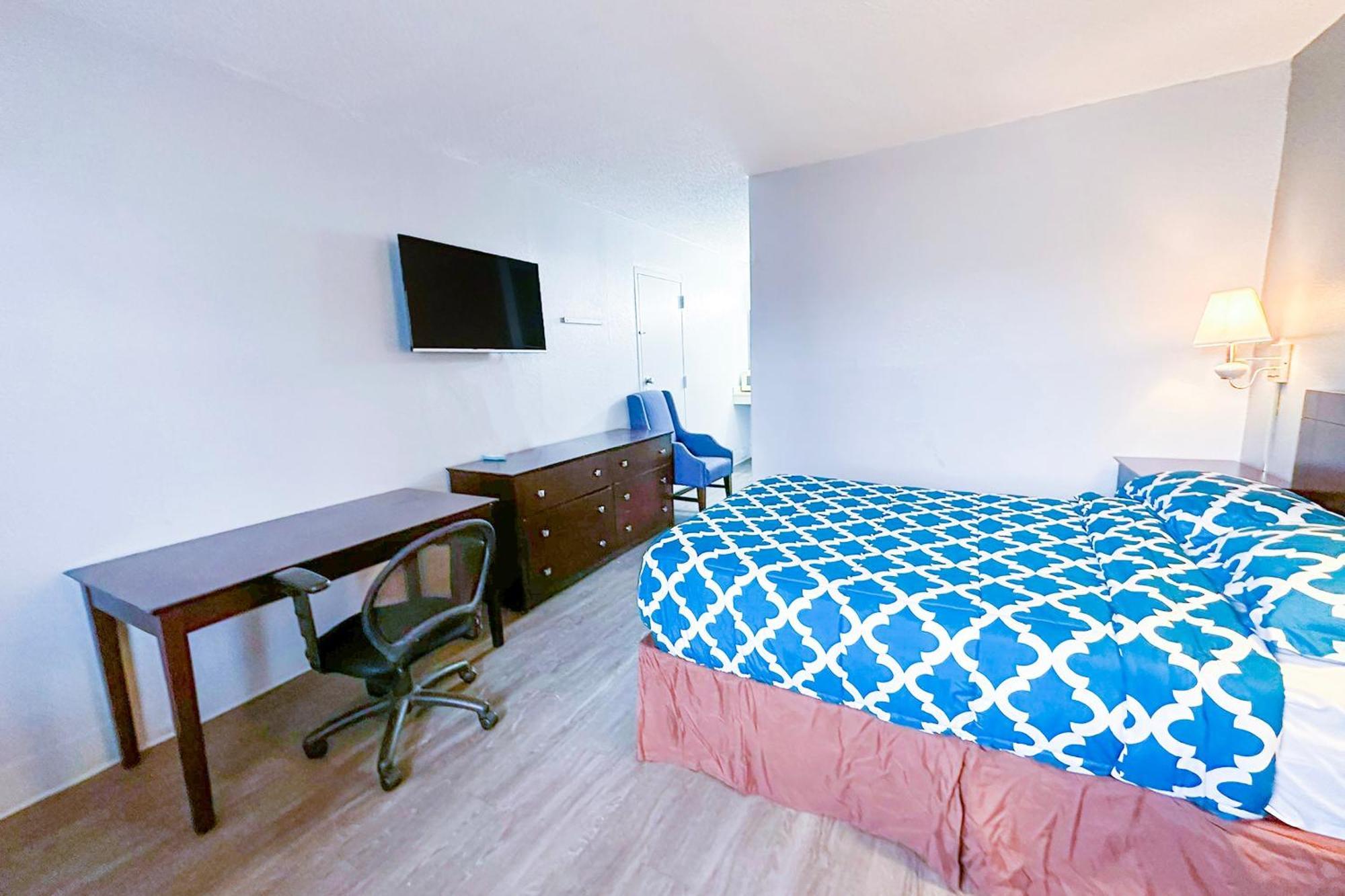 Happy Stay Inn Madisonville I-69 By Oyo Bagian luar foto