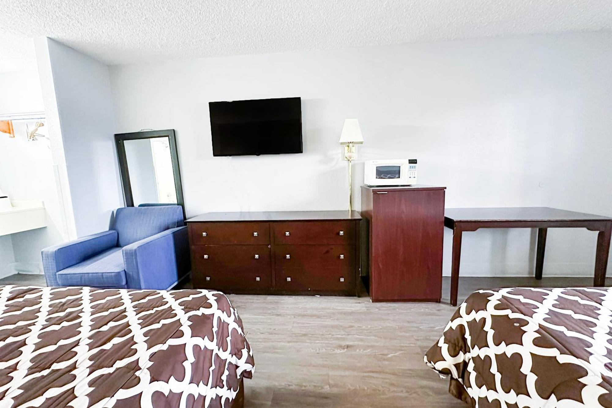 Happy Stay Inn Madisonville I-69 By Oyo Bagian luar foto
